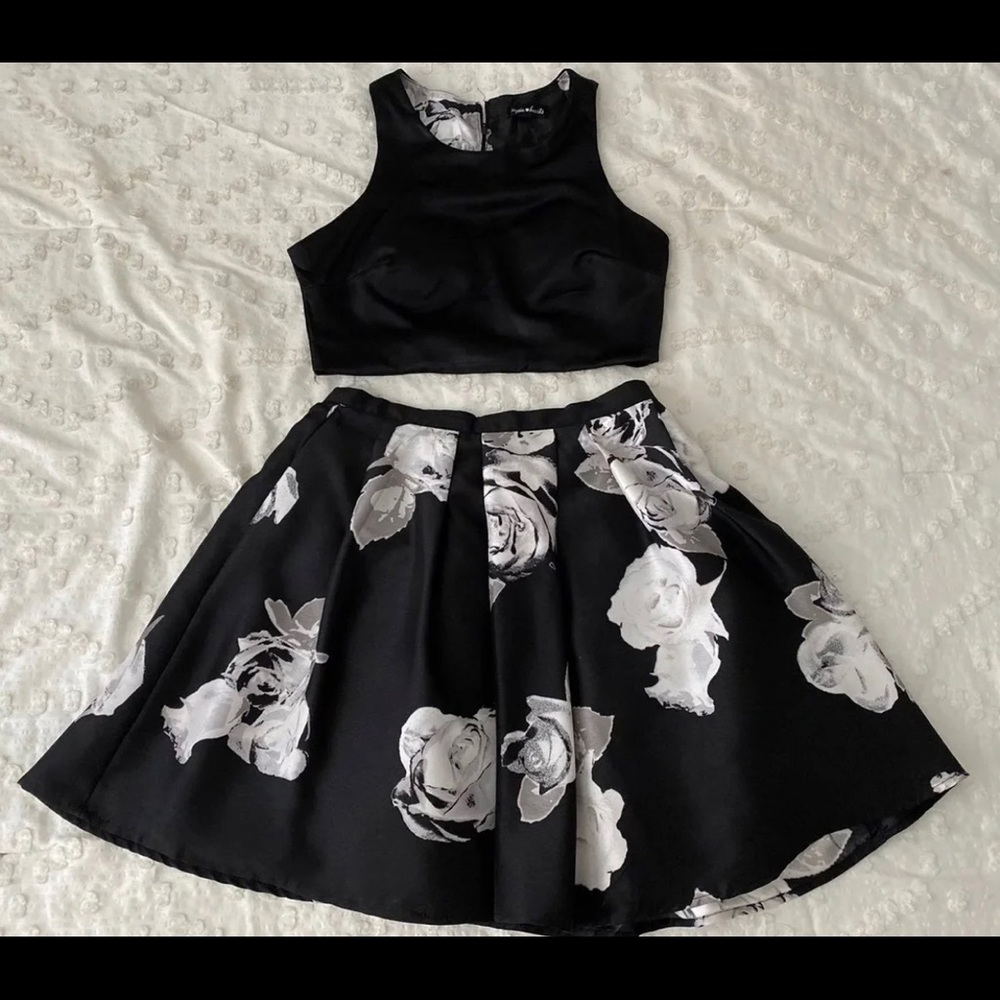 Sequin Hearts Satin Two-Piece Dress prom skirt and cropped top - Picture 2 of 9